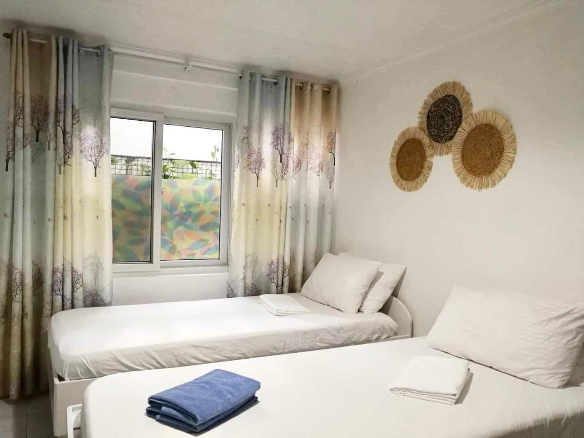 Balai Tinay Guesthouse Legazpi City Rum bild