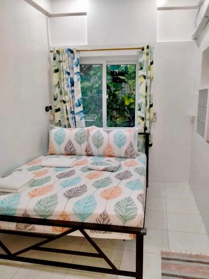 Balai Tinay Guesthouse Legazpi City Rum bild