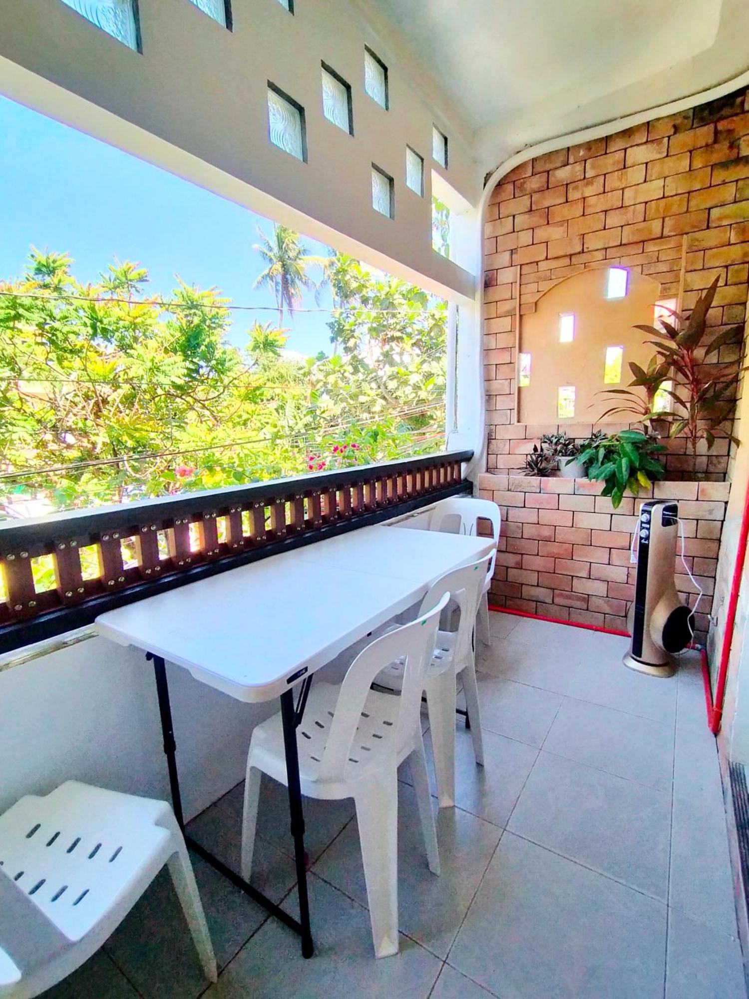 Balai Tinay Guesthouse Legazpi City Rum bild