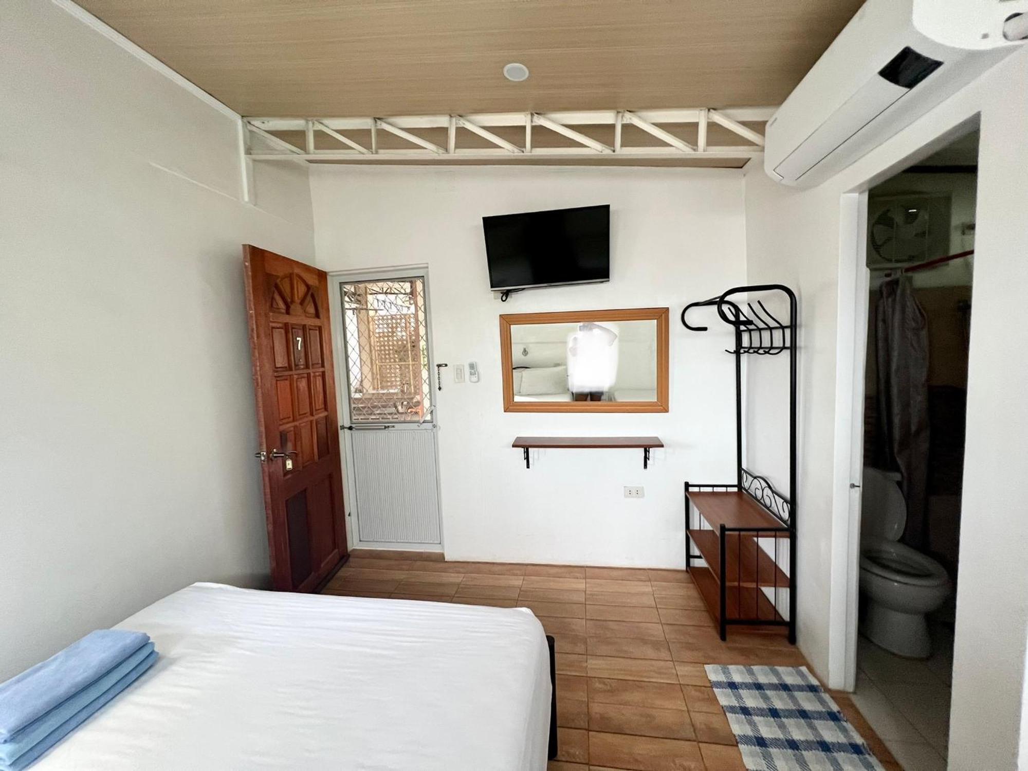 Balai Tinay Guesthouse Legazpi City Rum bild