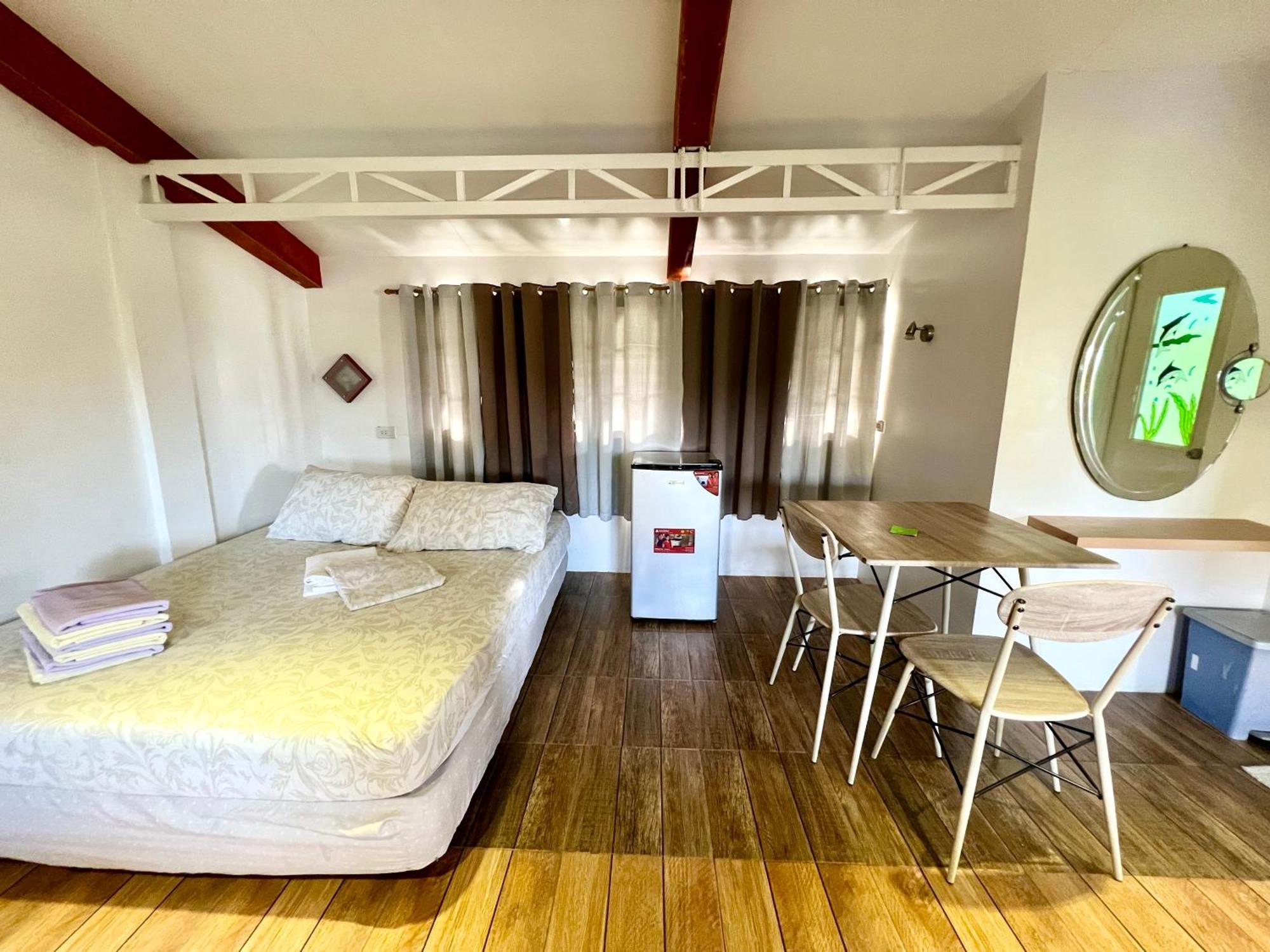 Balai Tinay Guesthouse Legazpi City Exteriör bild